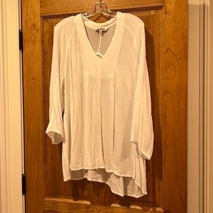 Bobeau white blouse